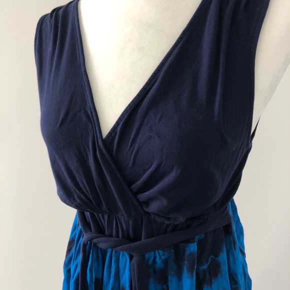 Liz Lange Maternity Maxi Dress - Picture 11 of 14